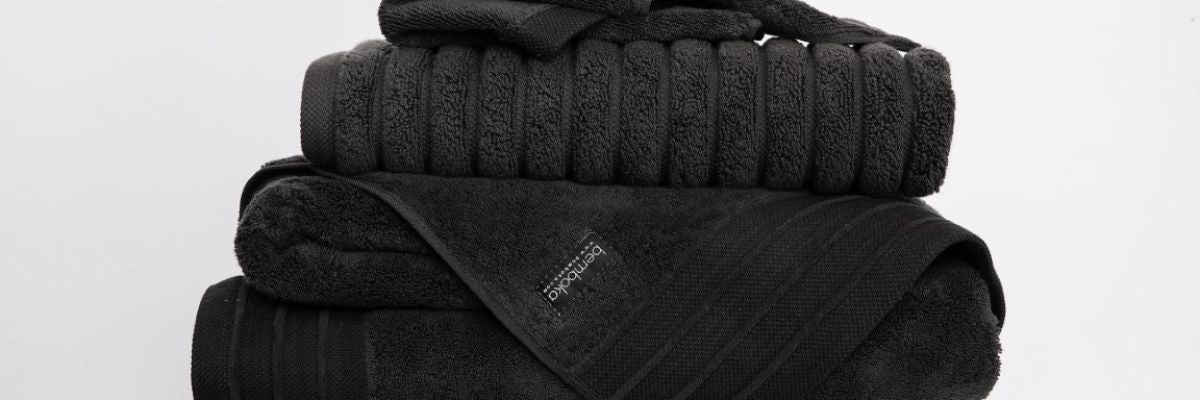 Cosmetic Travel Bags & Towels