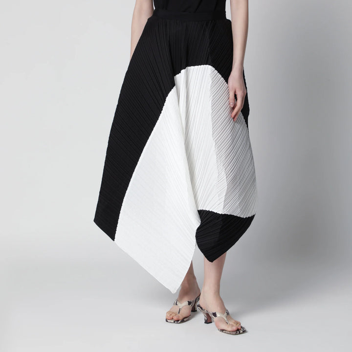 Entire Studios - Asymmetric pleated black skirt