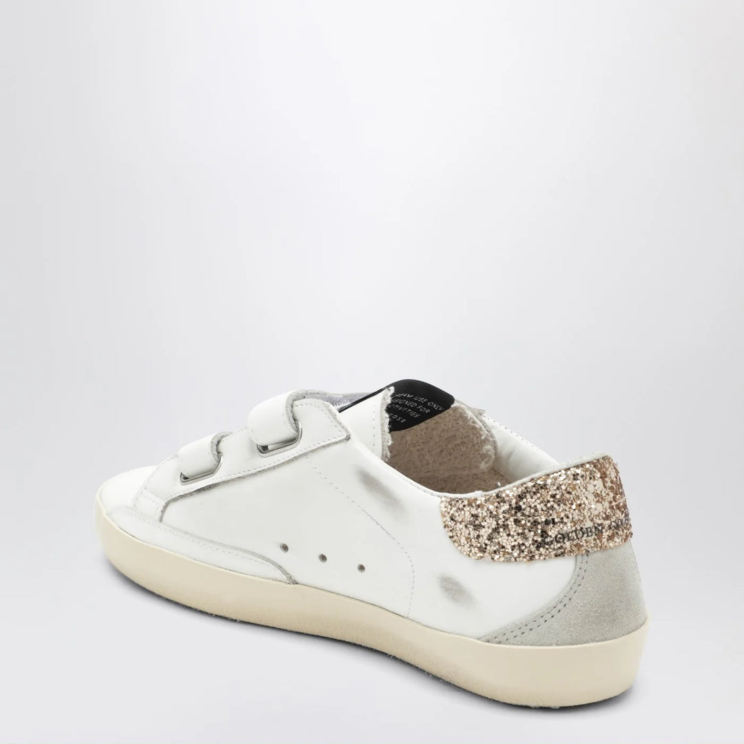 Golden Goose - Old School Sneakers in white with glitter star