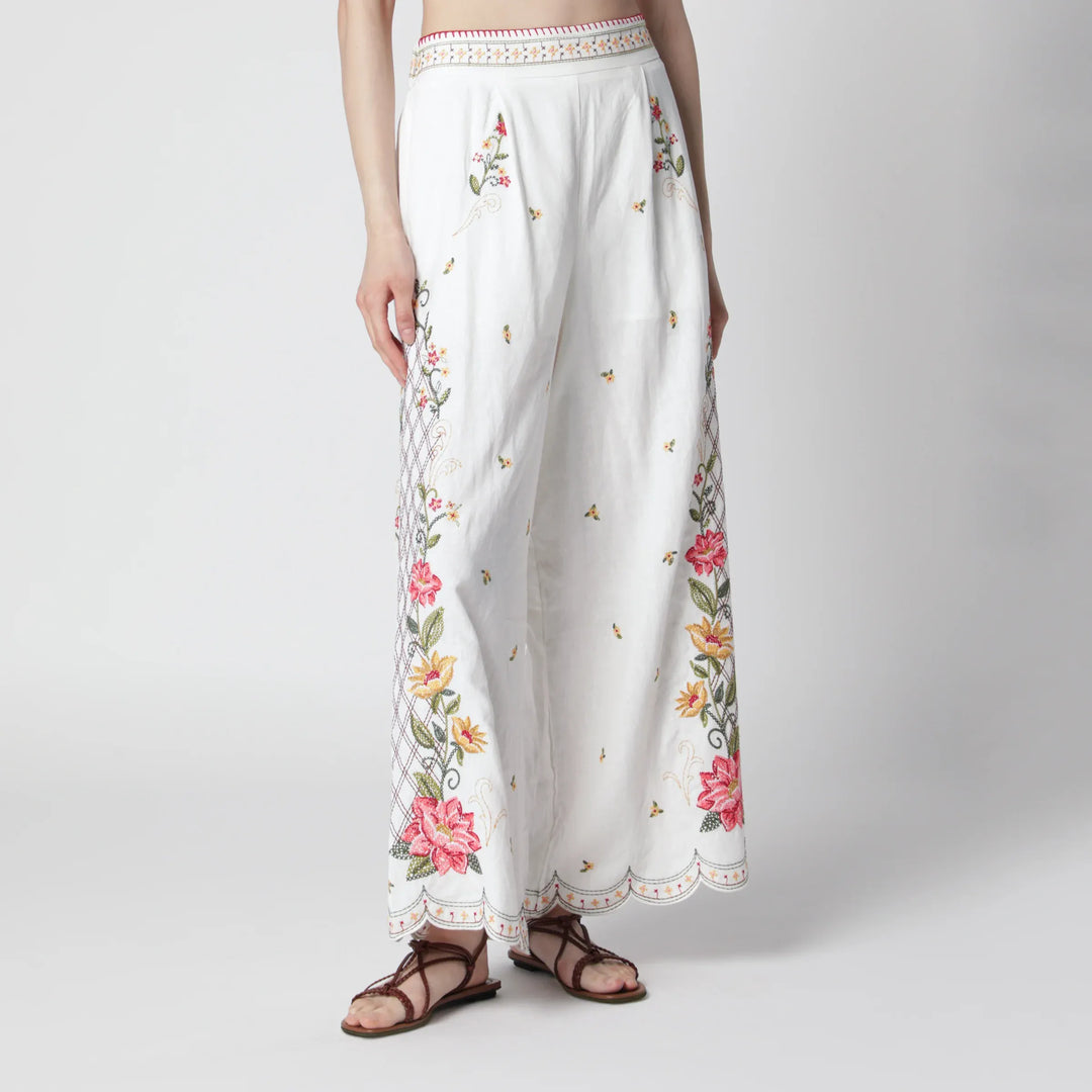 FARM Rio - Linen-blend trousers with floral embroidery Brand Apparel &amp; Accessories > Clothing > Pants XS