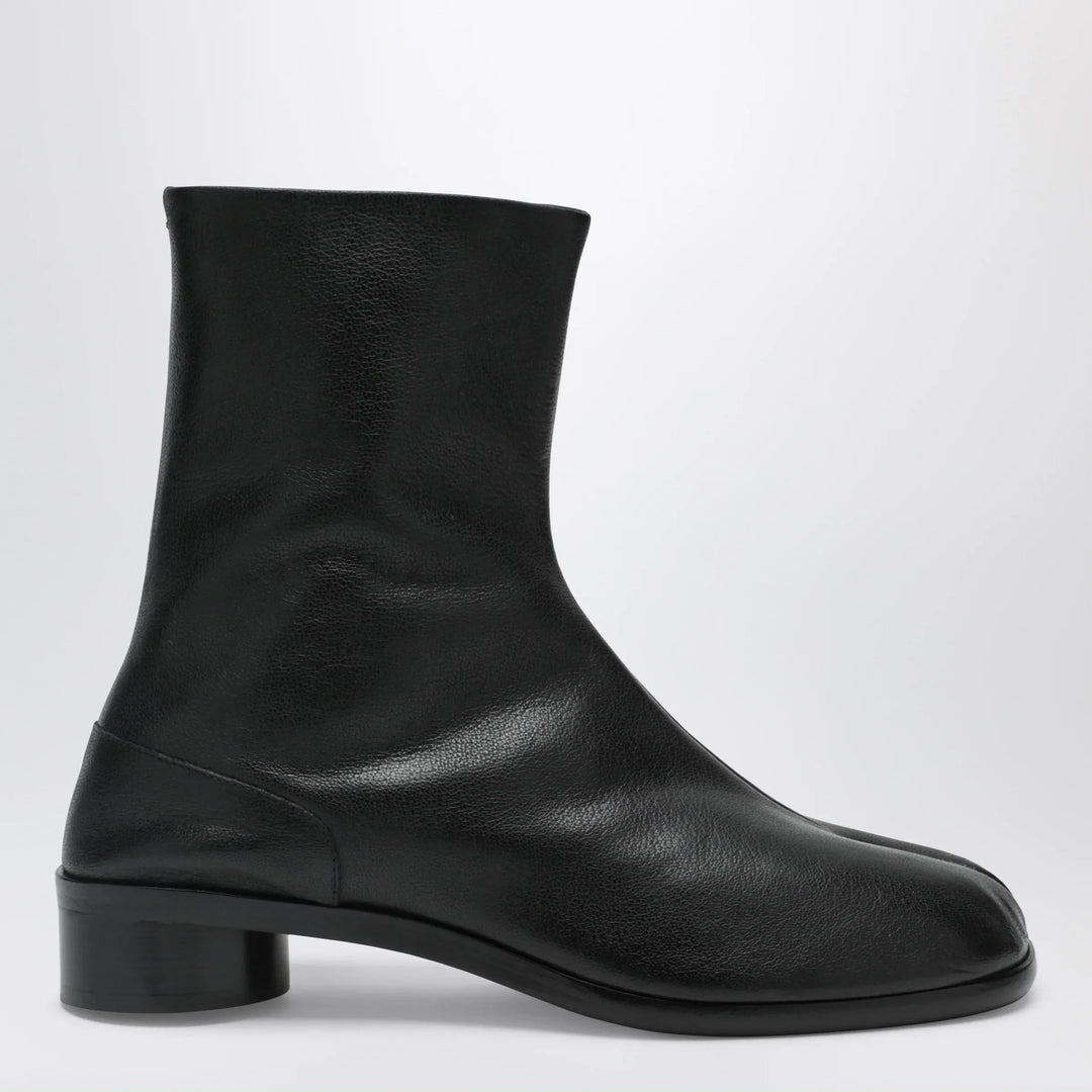 Maison Margiela - Black Leather Tabi Ankle Boots Brand Apparel & Accessories > Shoes 41 IT