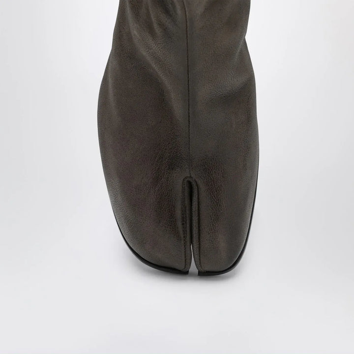 Maison Margiela - Tabi ankle boot in brown leather Brand Boots