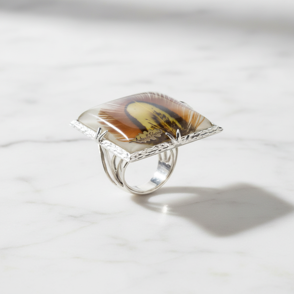 Piuma Ring – White Marble
